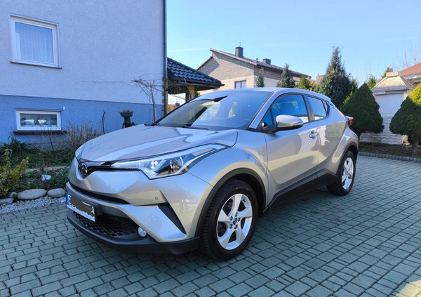 Toyota C-HR cena 70900 przebieg: 89000, rok produkcji 2016 z Kock małe 172